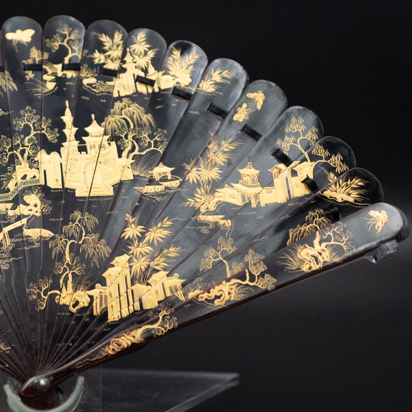 Antique 1870s Chinese Export Lacquer Brise Fan with Gilded Scenic Design