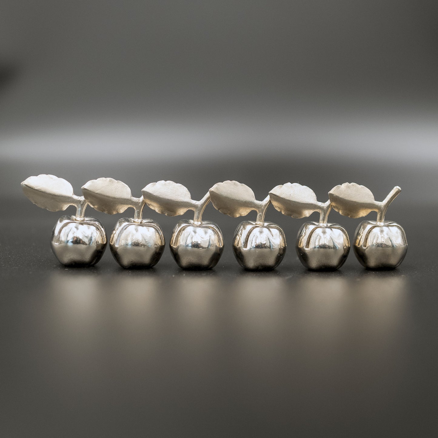 Stylish Vintage Metal Place Card Holders | Apples | Set of 6