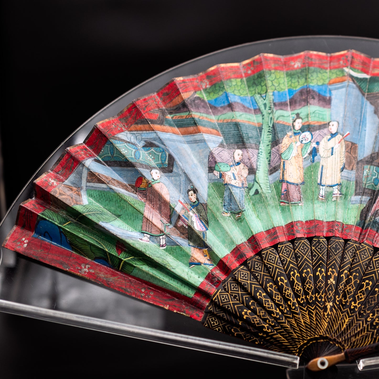 Mandarin Fan with Gilded Lacquer Sticks and Painted Silk Appliqué